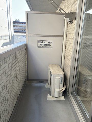 GENOVIA原木中山のバルコニー