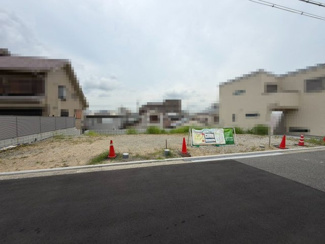 【前面道路含む現地写真】 | 上野芝向ヶ丘町２丁　売土地　全３区画 | ご家族に合ったプランをご提案いたします！資料請求だけでもお気軽にお問い合わせくださいね♪