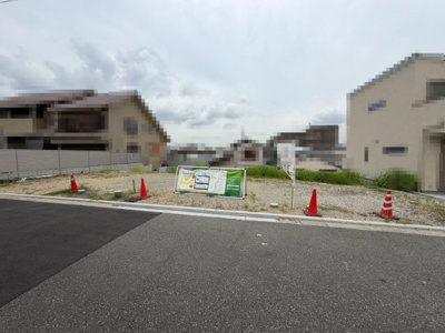 【前面道路含む現地写真】 | 上野芝向ヶ丘町２丁　売土地　全３区画 | 自由設計可能ですので　家族の希望が詰まったマイホームを建築出来ますね！