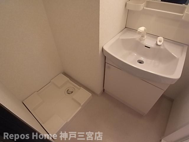 クオーレ三宮弐番館の洗面所