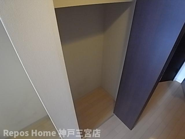 クオーレ三宮弐番館の収納