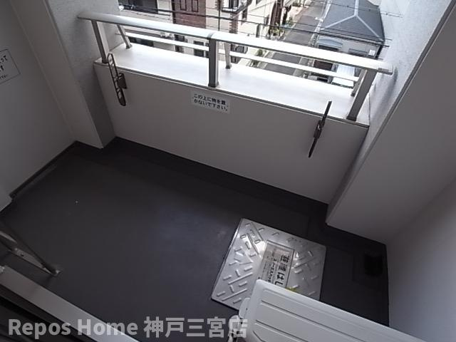 クオーレ三宮弐番館のバルコニー