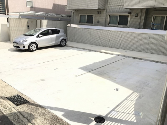 【駐車場】六甲コルン