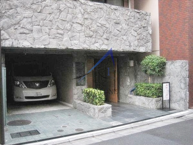 トーシンフェニックス中野新橋パインアイルのエントランス|エントランスです。