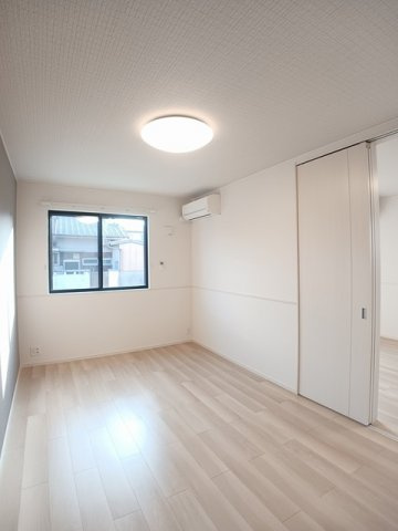 カーサ　シトラス仏生山Ⅱの内装|内装は落ち着いています