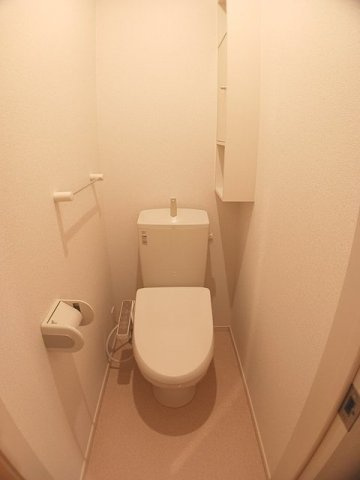 リバーサイド・三日月のトイレ|清潔感のあるトイレです