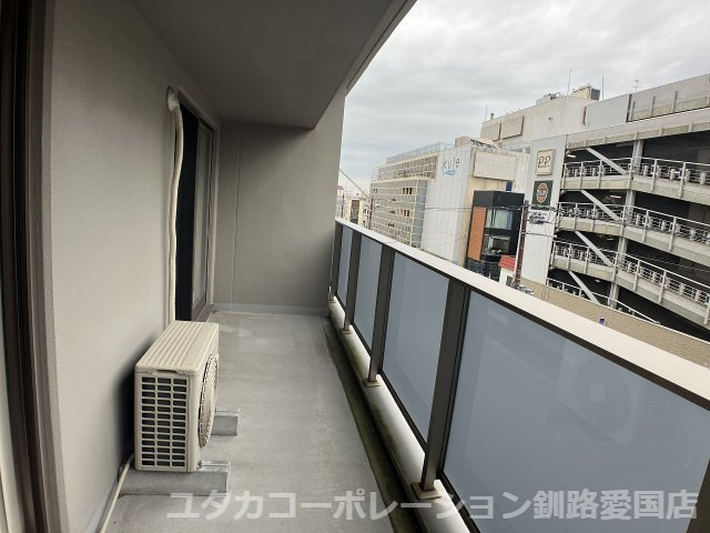 【バルコニー】 | デュオヒルズ釧路 | バルコニーからの眺めを楽しみながら食事をしませんか