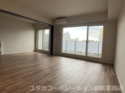 【居間・リビング】 | デュオヒルズ釧路 | ゆったり過ごせるリビングです