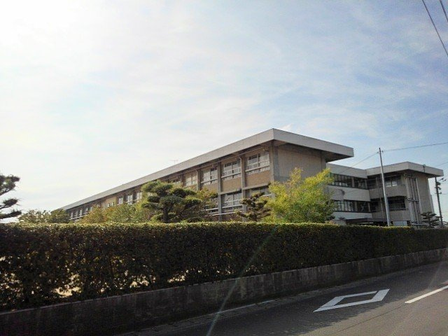 セレッソの周辺|多度津町立豊原小学校まで500m