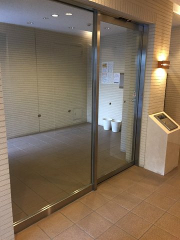 ムエット菊川のロビー