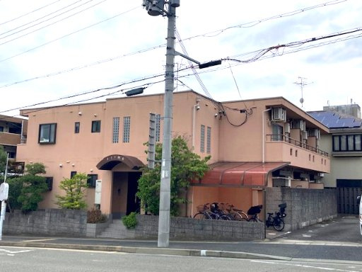 メイト岡本