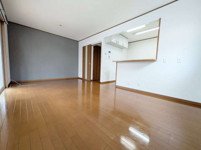 東野タウンハウスの居間・リビング
