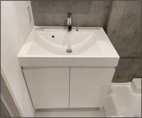 新品家具付きマンション若松町14(KaGood東京)の独立洗面台