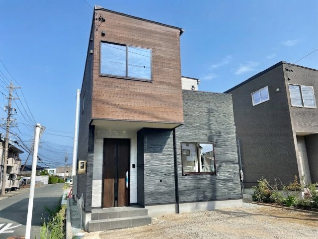中央区 篠原町 1期(3棟)のその他|2026年9月完成したばかりの新築物件です！陽当たり良好です。