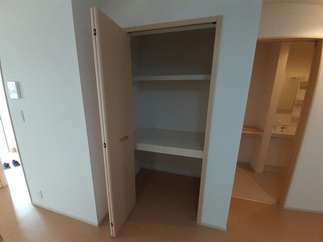 メゾン　ラブリーＪの収納