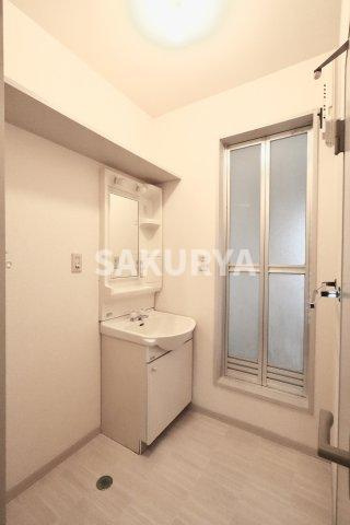 ラフォーレ田部井の洗面所|2026年9月撮影。