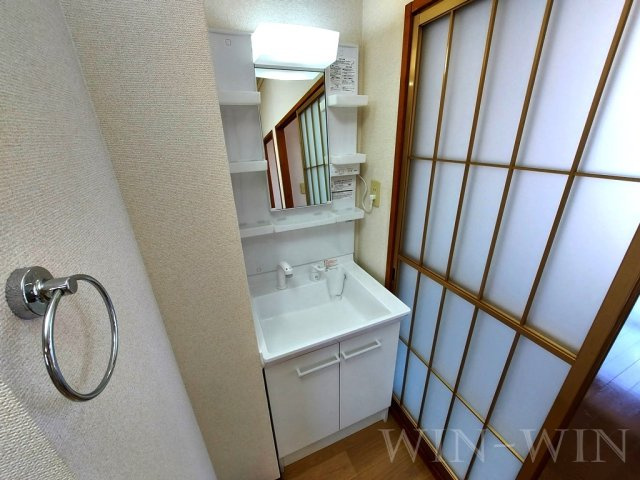 クレオの独立洗面台|イメージ（同建物内別部屋の写真です）
