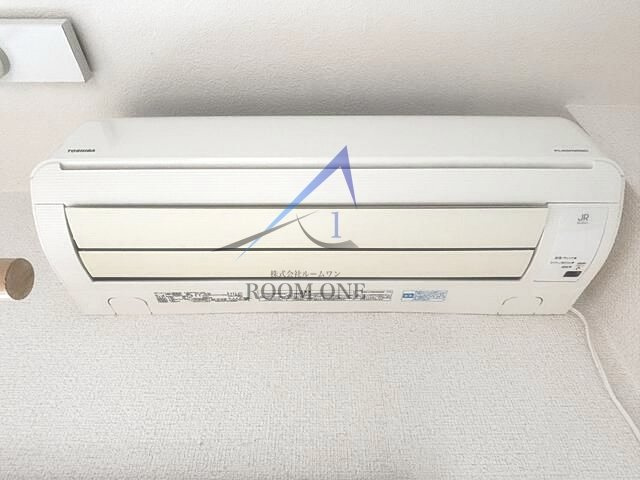 草間ビルの設備|エアコンです。