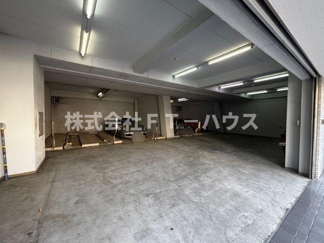 グランフィールド南行徳(F-028)の駐車場