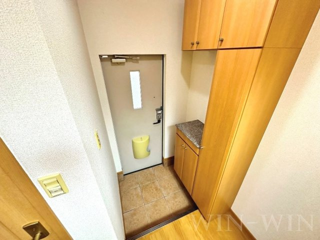 パーク・イーストⅠの玄関|イメージ（同建物内別部屋の写真です）