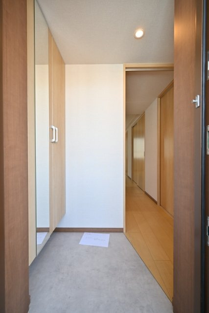 ＣＥＮＴＲＡＬ　ＧＡＲＤＥＮ　ＲＥＳＩＤＥＮＣＥ　ＴＯＫＹＯの玄関