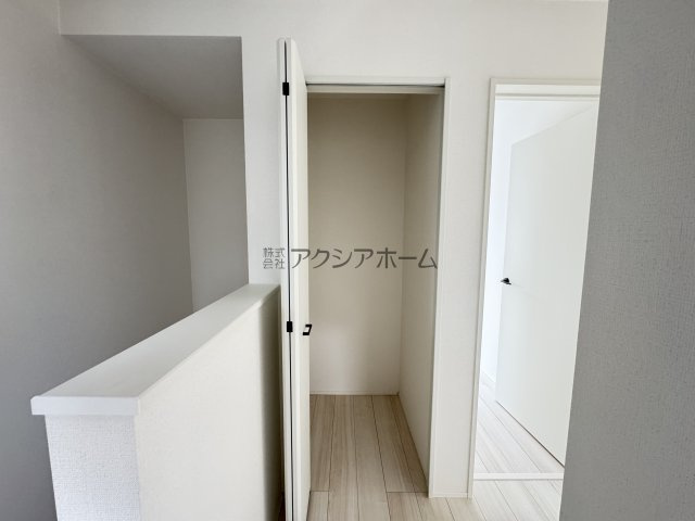 入間市高倉5丁目・全15棟　新築一戸建　4号棟の収納|2階廊下収納