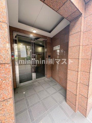 ヴィラナリー港晴のエントランス