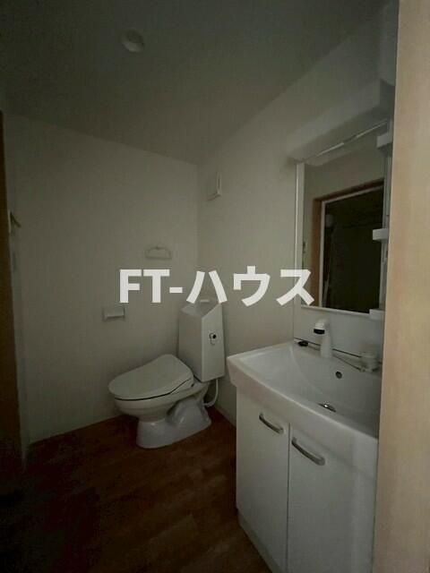 ラパン大久保の洗面所