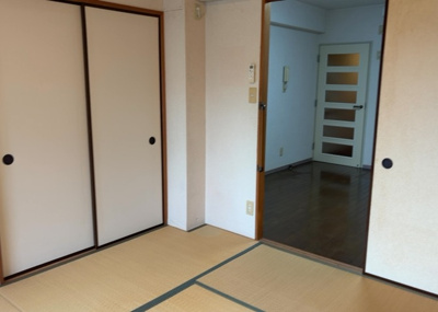 【子供部屋】 | トータスマンション相模原 | 子供が何人でも年齢によっては、受験時にしっかり壁のある個室があった方が良い場合もあります。難しい問題ですが、兄弟の人数や、性別や年齢差によって状況が異なりますので、数年後のこともしっかり考えましょう。