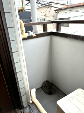 宮町アパートメントのバルコニー