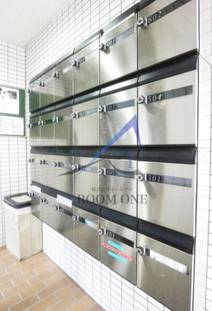 サンヒル新町のその他共用部分|集合ポストです。