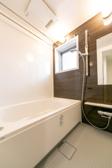 パークトトロス　０１の浴室|※写真は同タイプ住戸です。