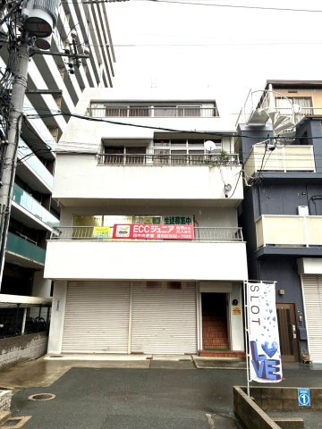 仁賀谷ビルの外観