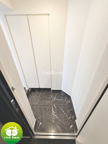 ステージグランデ清澄白河アジールコートの玄関