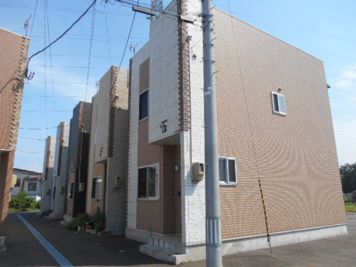 ラグナハウスＢ棟の外観