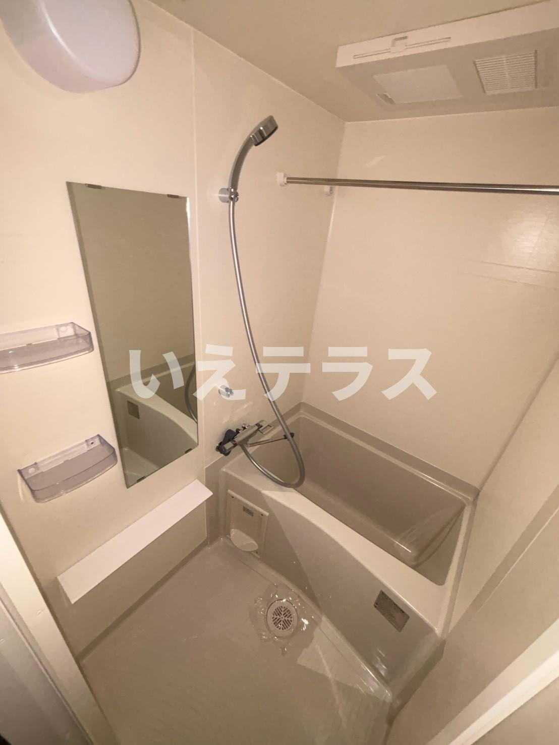 プレサンス神戸セレスティアの浴室|日々の疲れを癒すお風呂付です