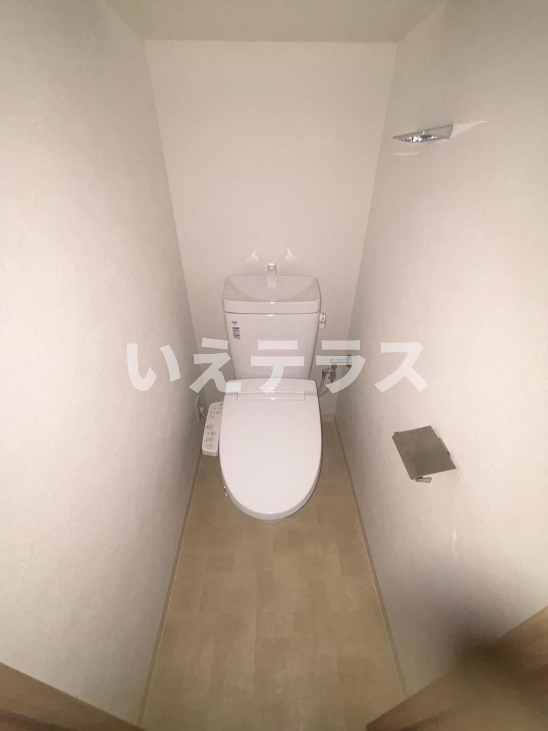 プレサンス神戸セレスティアのトイレ|落ち着いた色調のトイレです