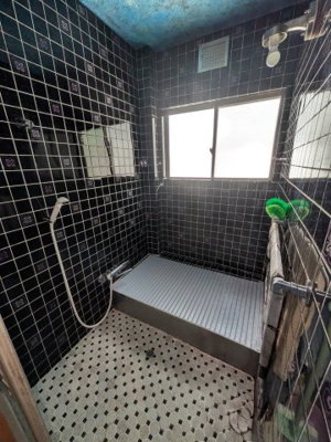 【浴室】 | 鳥取市湯所町1丁目中古戸建て