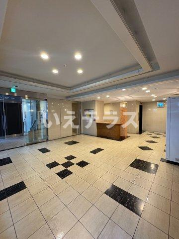 エステムコート三宮駅前ラ・ドゥーのロビー