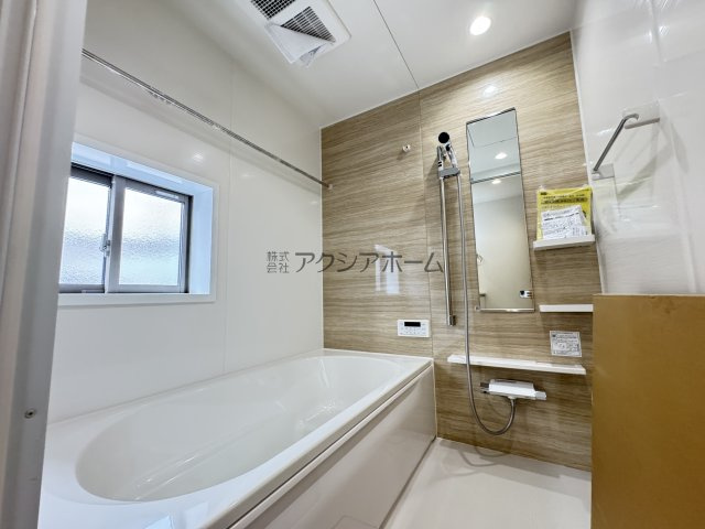 入間市高倉5丁目・全15棟　新築一戸建　5号棟の浴室|1坪サイズ・浴室乾燥機付ユニットバス