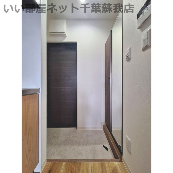 ルミエールビルの玄関|収納もある玄関です