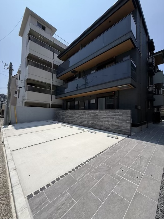 Ｄ－ＲＯＯＭ庚午中の駐車場|駐車場