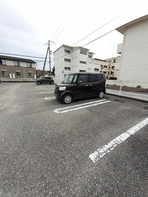 レジデンス　ファミリア　Ａの駐車場|駐車場