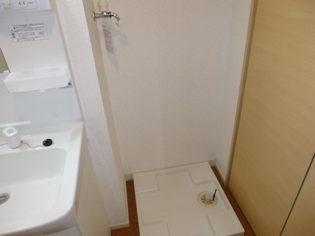 倉敷市真備町川辺のアパートのその他|洗濯機置き場