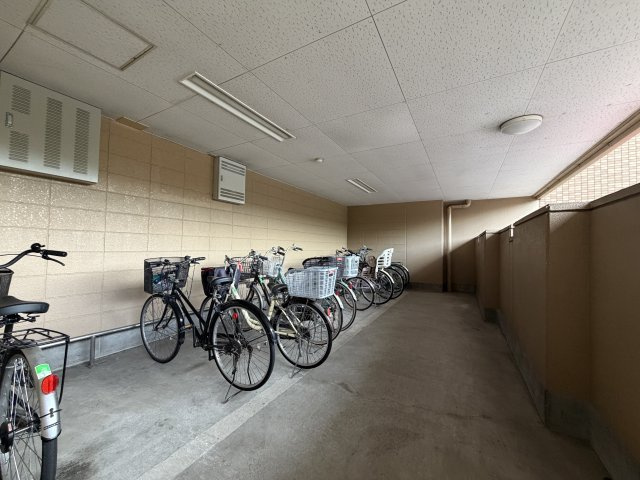 シャトー中村公園の駐輪場