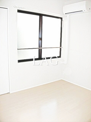 【居間・リビング】 | ＦＡＩＲ町屋Ⅱ | 洋室のお部屋です。