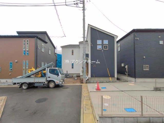 入間市高倉5丁目・全15棟　新築一戸建　6号棟の前面道路含む現地写真|2026年9月28日撮影