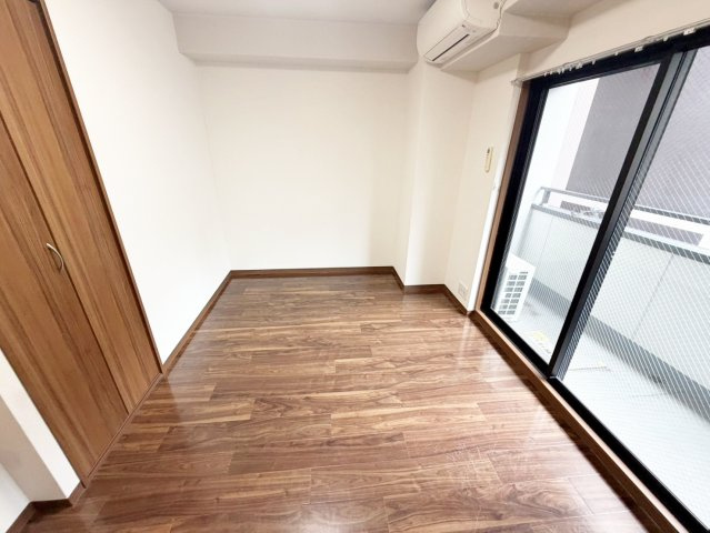 プリエール新大阪イーストの居間・リビング