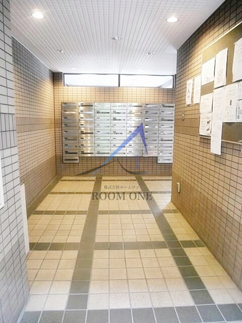 ライオンズマンション渋谷本町のエントランス|エントランスです。