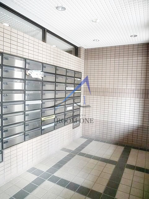 ライオンズマンション渋谷本町のその他共用部分|集合ポストです。